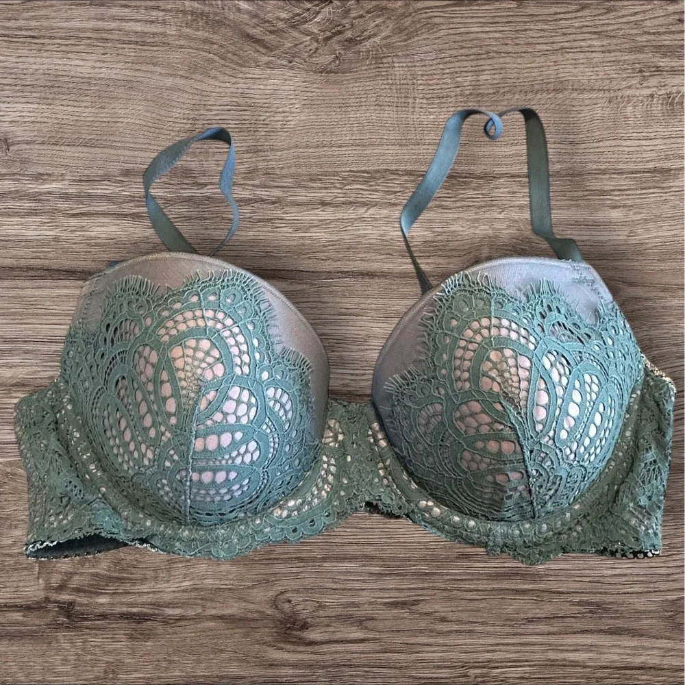 Victoria's Secret Dream Angels Lace Underwire Bra 34D Sage Green Demi‎